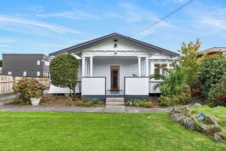 110 Lynwood Road_1