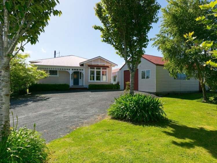 1245 Upland Road Egmont Village_9