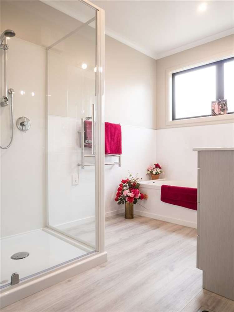 49 Fairose Drive Richmond_15