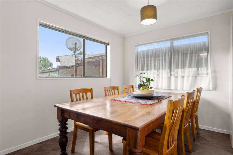 17 Bishoprick Crescent Te Puke_3