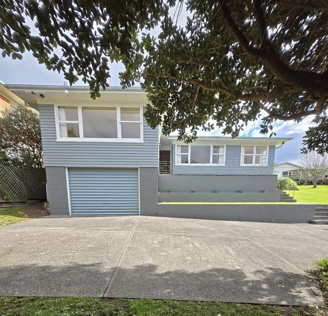 Classic Weatherboard Home in a Prime Location
