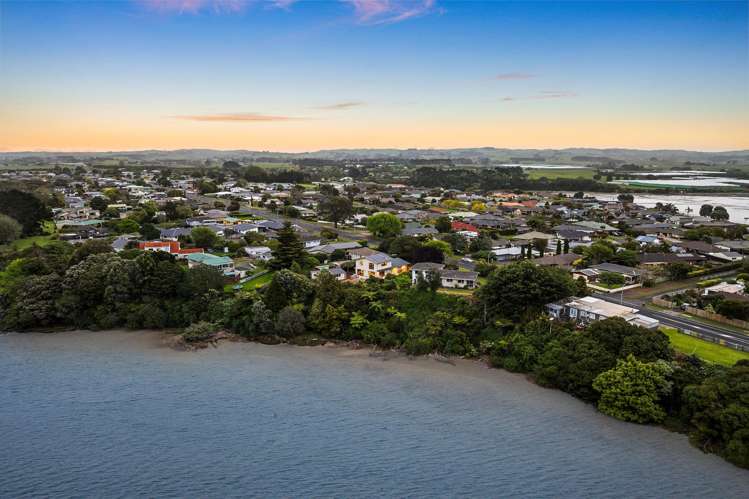 111 Sandspit Road Waiuku_24