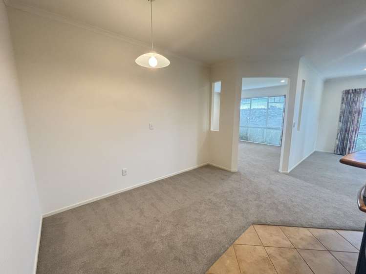 8 Rosebay Rise Henderson_6