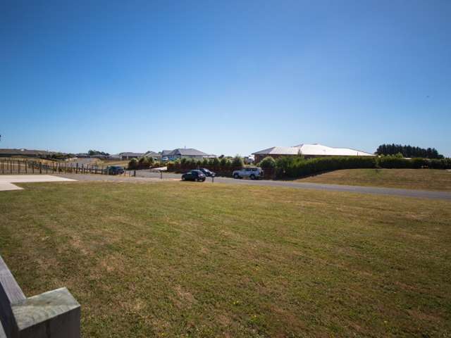 142 Mount Taylor Drive Feilding_3