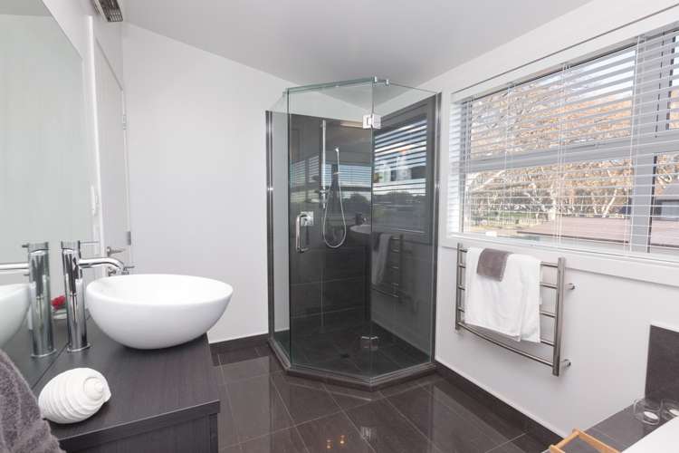 10 Grand Oaks Drive Awapuni_20