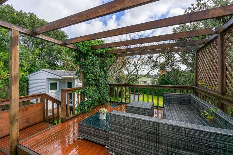 52 Vera Road Te Atatu South_3
