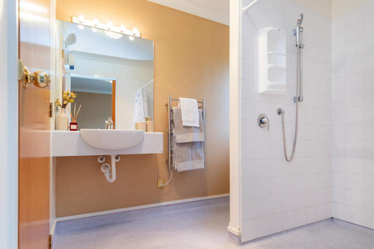 20 Allin Drive Waikuku Beach_19