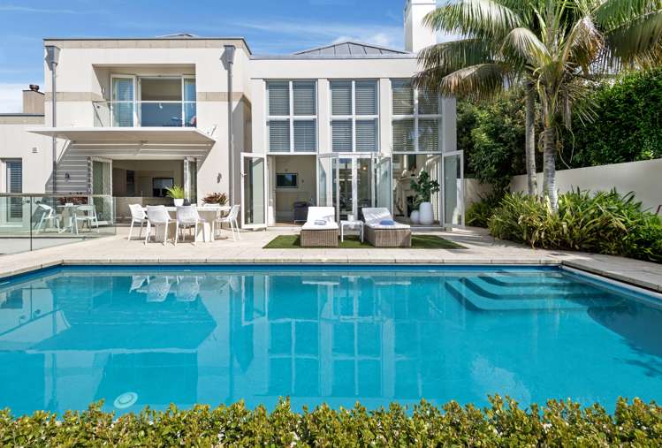 35 Quedley Court Eastern Beach_0