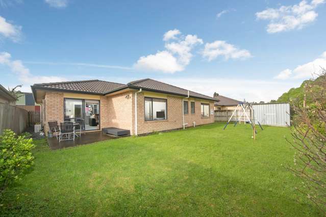 13 Woodbank Drive Glen Eden_2