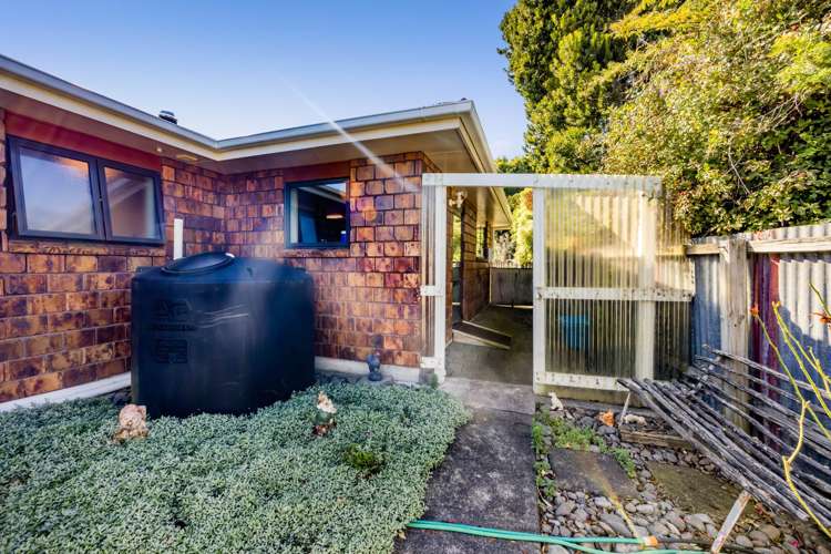 69 Egmont Street Hawera_27