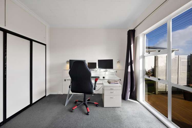 191 Seaview Road Westown_7