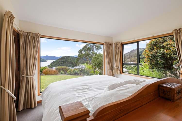 8 Broadway Picton_12