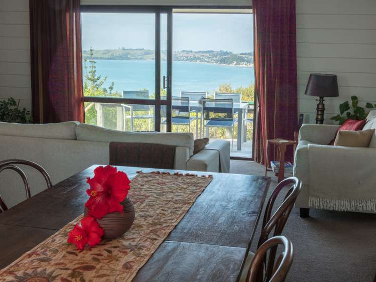 14 Puriri Place Sandspit_2