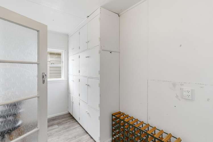 225 Kuku Beach Road Manakau_20