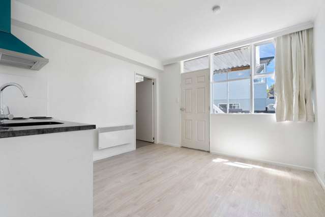 4/2 Waitati Place New Windsor_4