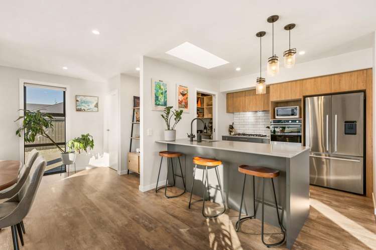 1 Smitham Drive_4