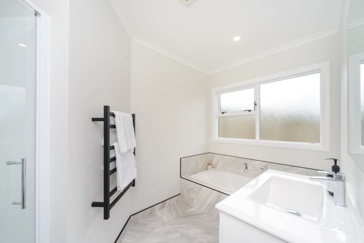 13 Freedom Drive Kelvin Grove_23