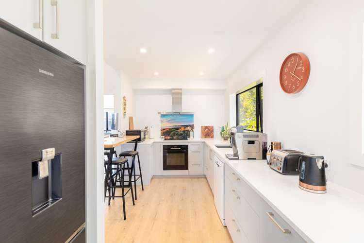 128 Rocking Horse Road Southshore_6