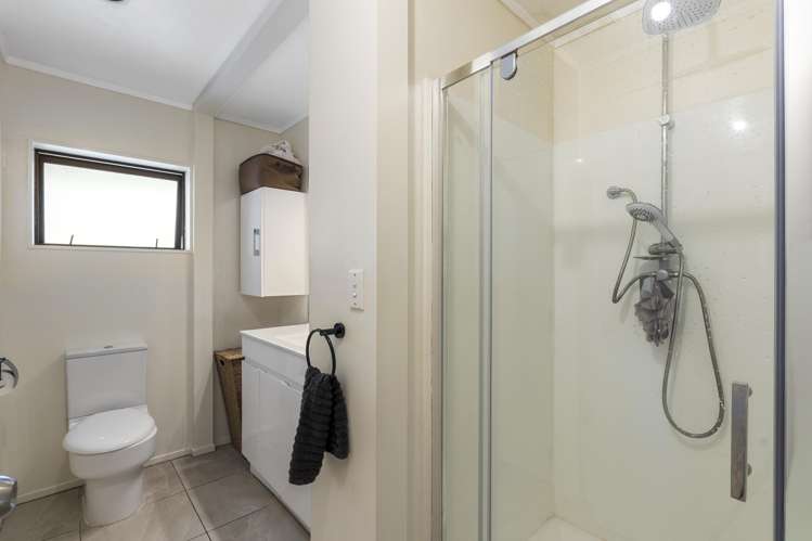 40 Luckens Road West Harbour_13