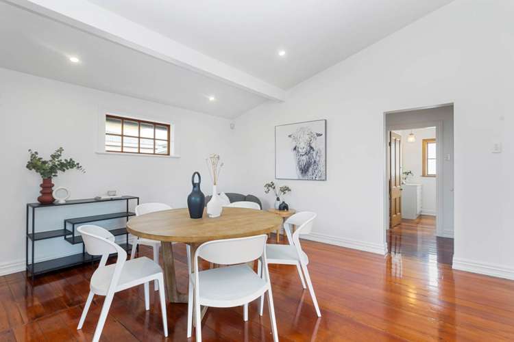 205 Mount Smart Road Onehunga_11