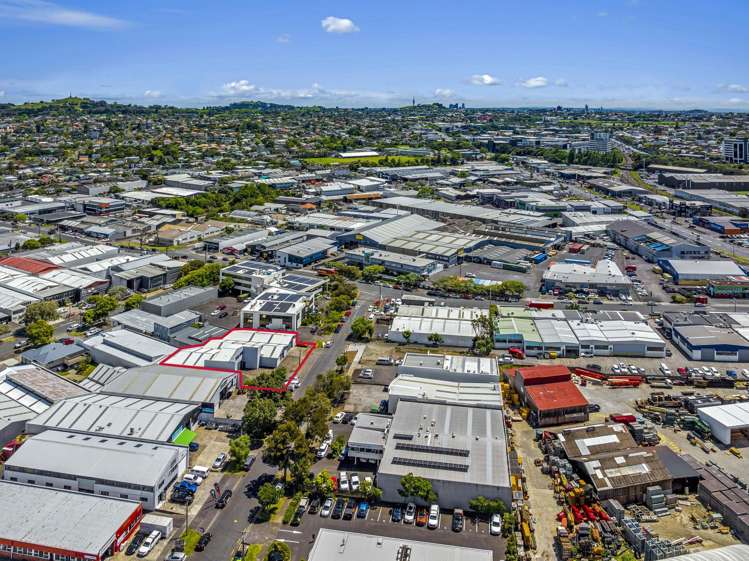 40 Olive Road Penrose_13