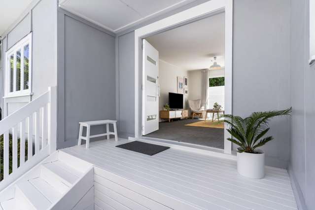 4A Tiroroa Avenue Te Atatu South_2