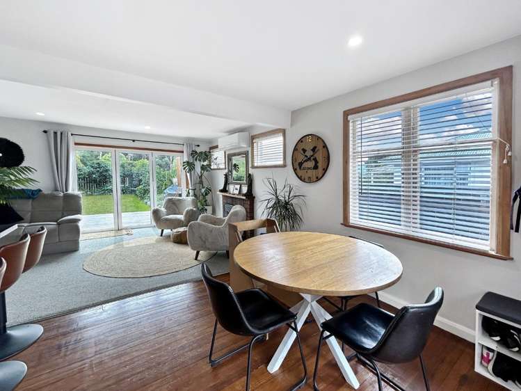 1284 Napier Road 10920_2