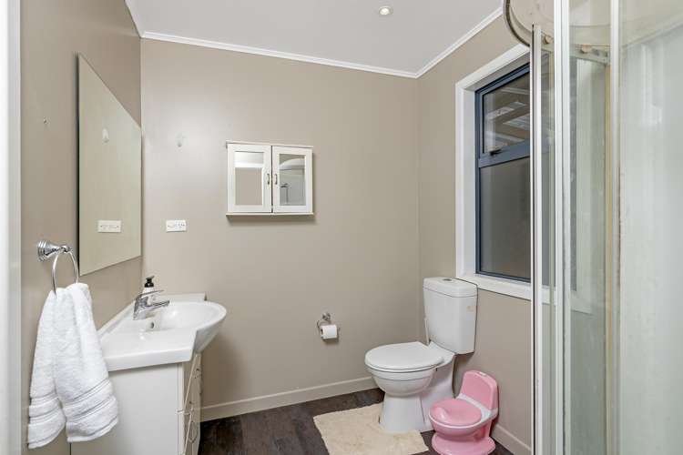 2 Vivian Street Solway_10