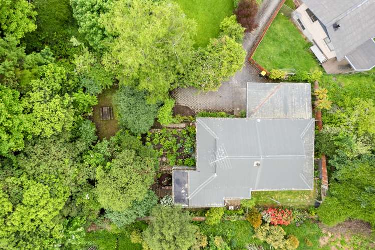 27 Kelvin Road North East Valley_24