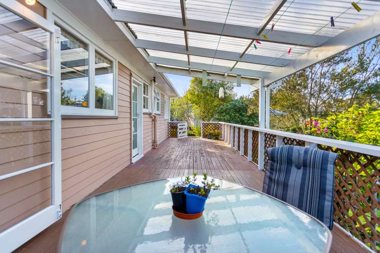 8 Surat Place Glen Eden_6