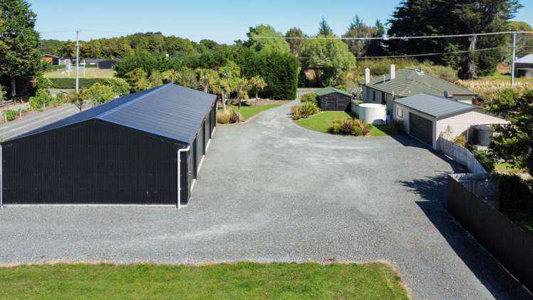 99 Black Road Otatara_25