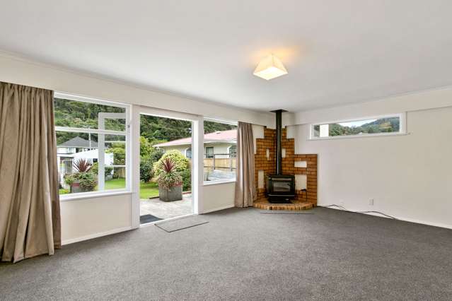 78 Hair Street Wainuiomata_2