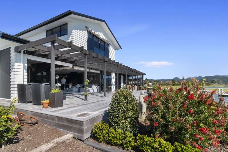 304 Waterways Parade Pauanui_4