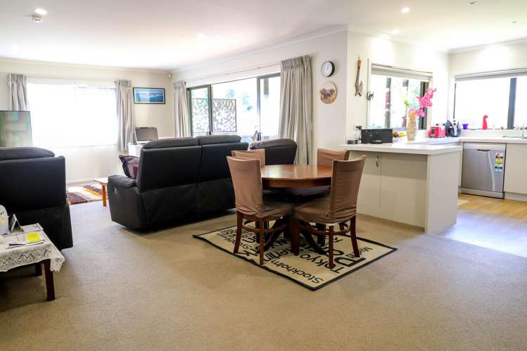 307 Heale Street Thames_9