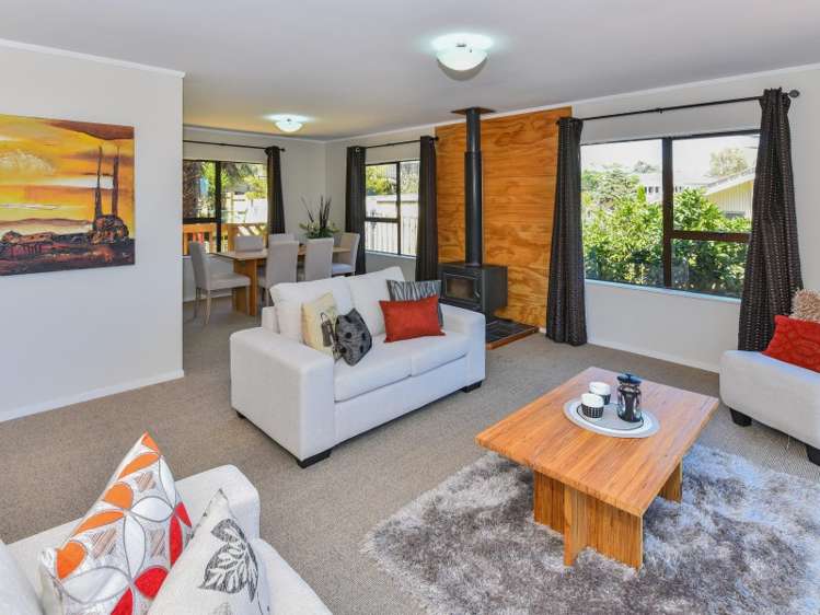 14 Deodar Place Totara Heights_8