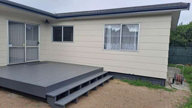 49A Beach Road Pahurehure_1