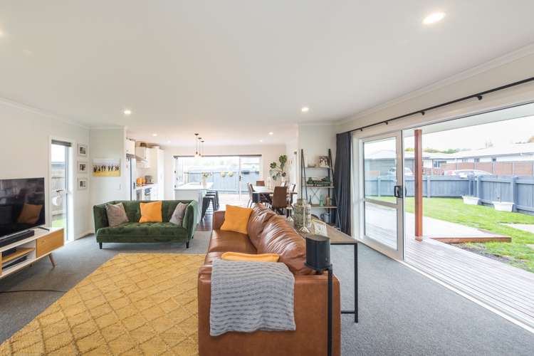 15 Wescombe Grove Feilding_15