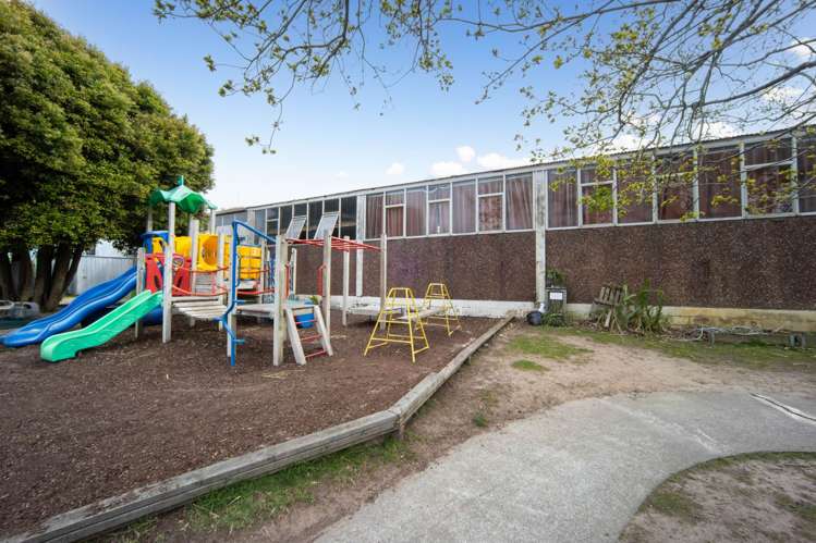 23 Canning Crescent Mangere_7