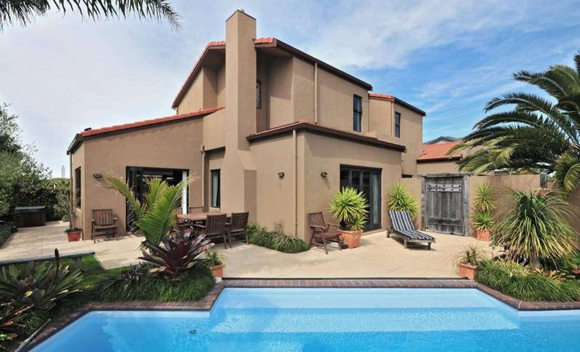 20 Mauritius Key Papamoa_0