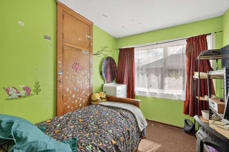 209 Shortland Street Aranui_5