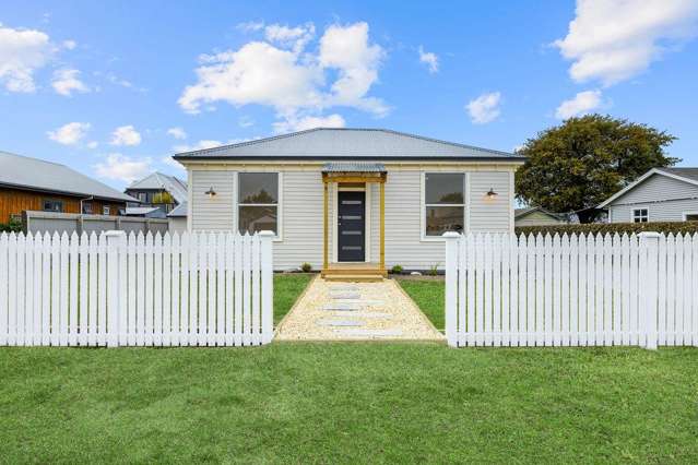 Country charm in a fully renovated cottage
