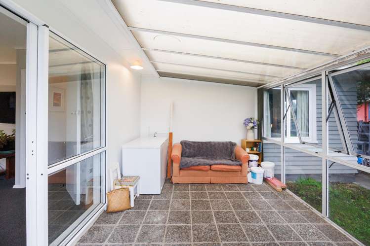 2 Montgomery Street Feilding_21