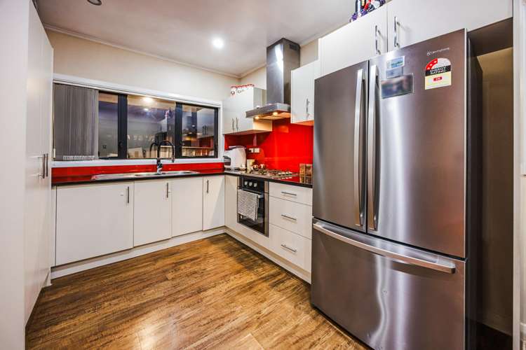 2/1 Barneys Farm Road Clendon Park_2