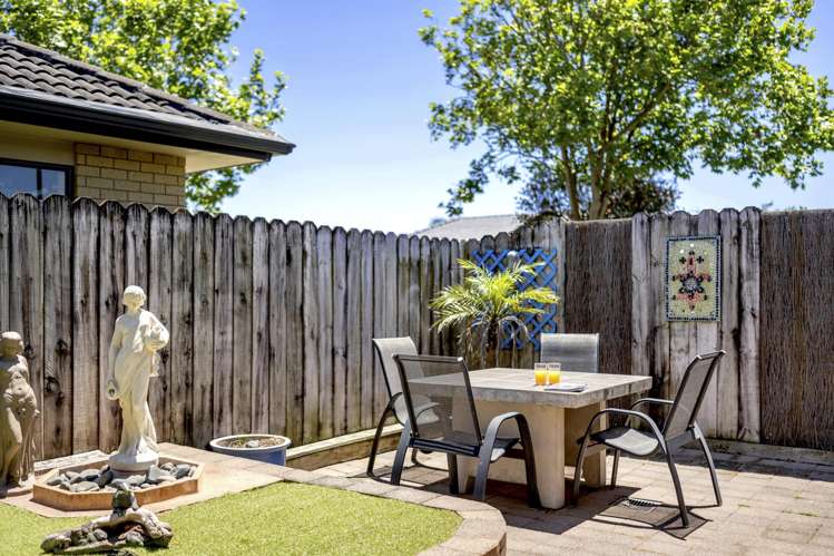 17 Macnean Drive East Tamaki Heights_13