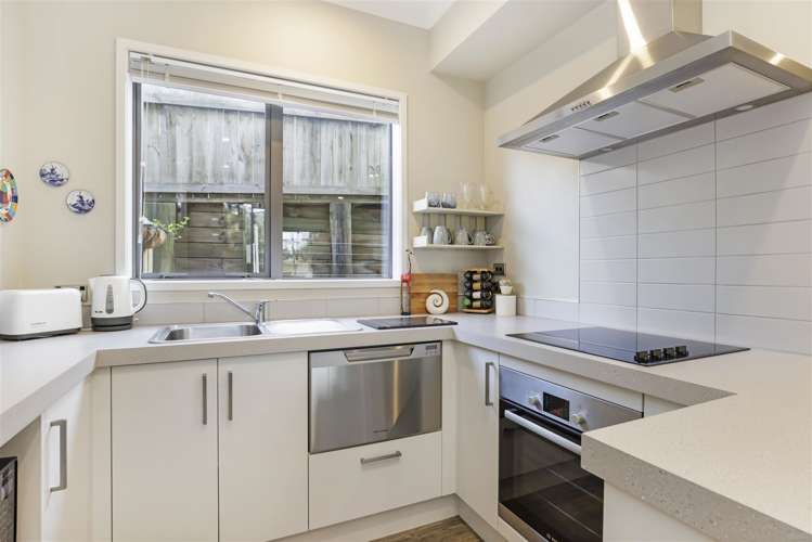 4/4 Tisdall Street Hamilton Central_3