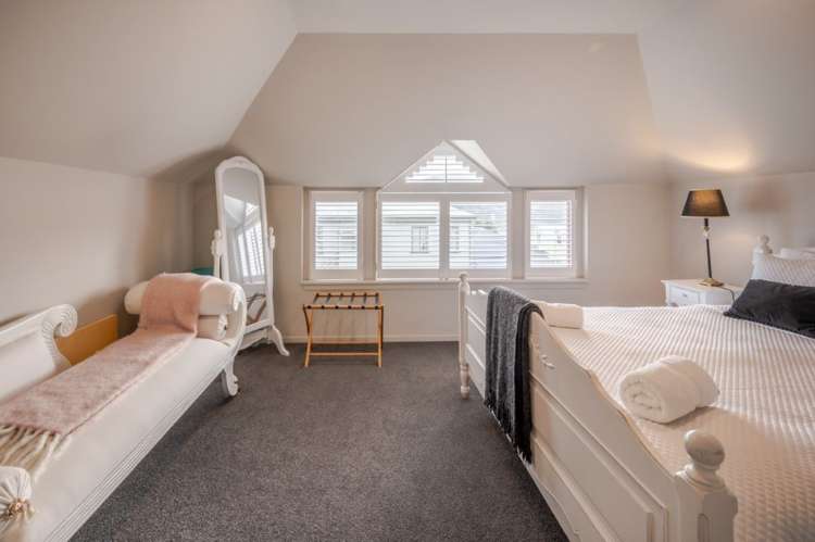 5f Church Street Akaroa_12