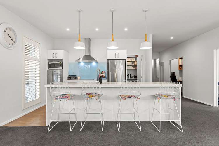 95 Office Road Merivale_2