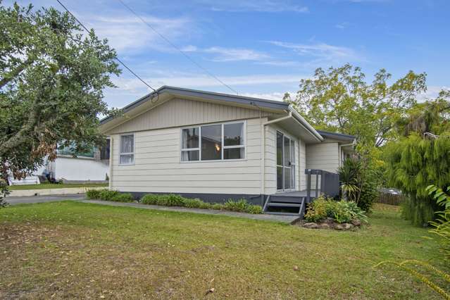 20 Raewyn Street Morningside_4