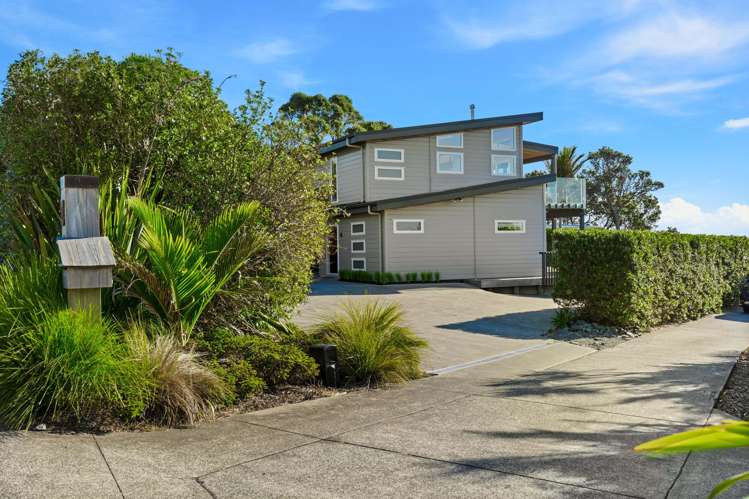 93 Oaia Road Muriwai_61