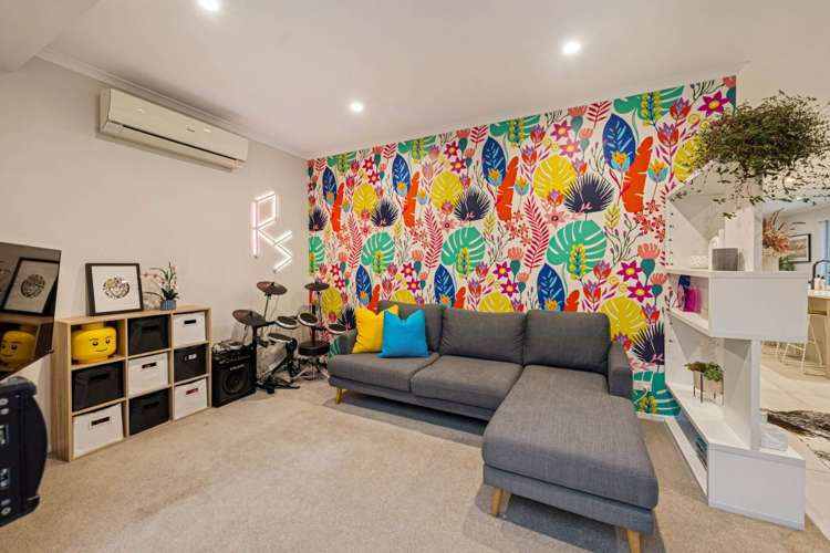 59 Mackay Drive Greenhithe_11